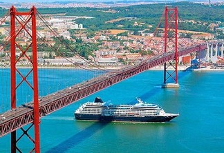 Passeio de barco pelo Rio Tejo em Lisboa