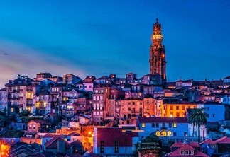 Passeio pelos pontos turísticos do Porto