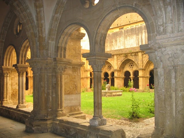Interior Sé Velha de Coimbra