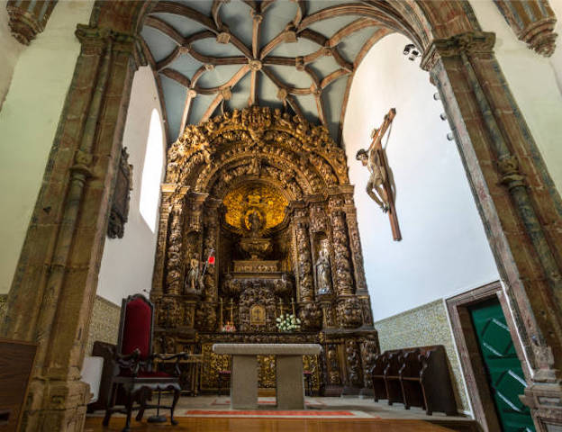 Interior da Sé Velha de Bragança