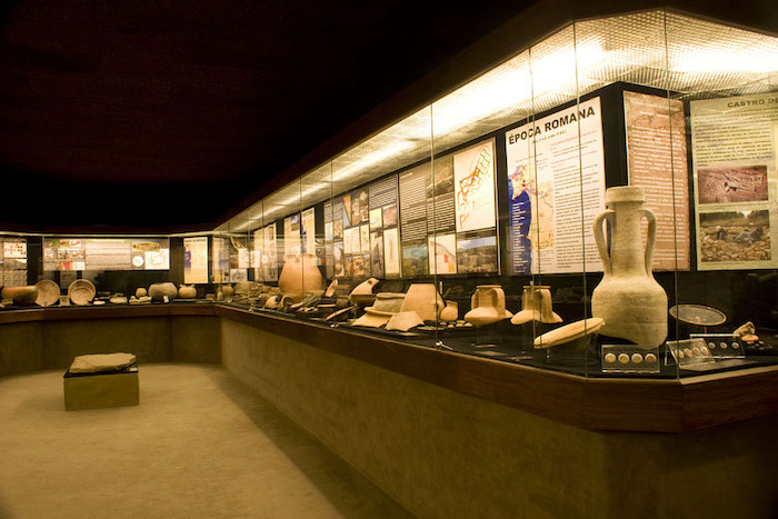 Exposição no Museu de Arqueologia e Etnografia em Setúbal